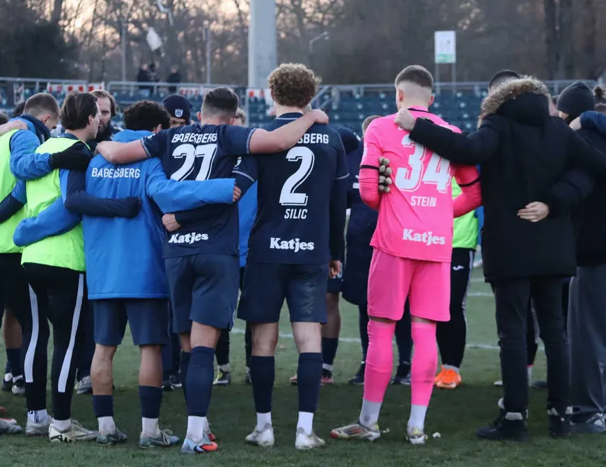 Nulldrei verliert trotz Führung und Überzahl