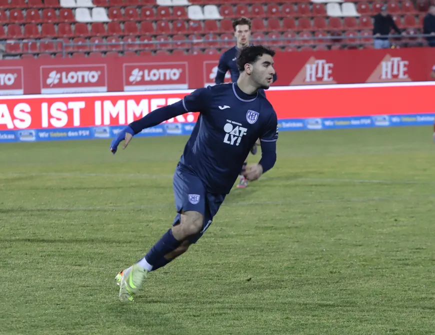 Nulldrei empfängt unter Flutlicht den FC Eilenburg