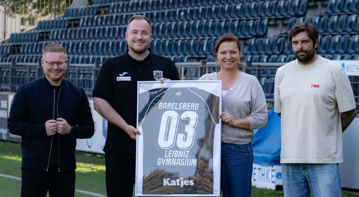 Neue Kooperation: Fußballtraining wird Teil des Schulalltags
