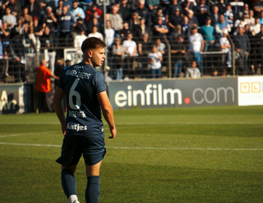 Flutlichtspiel in Berlin